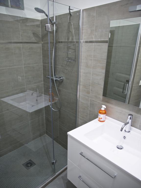 "Le Jazzy" By Enjoynice, 3-Bedroom, 2-Bathroom Spacious Central Apartment Eksteriør billede